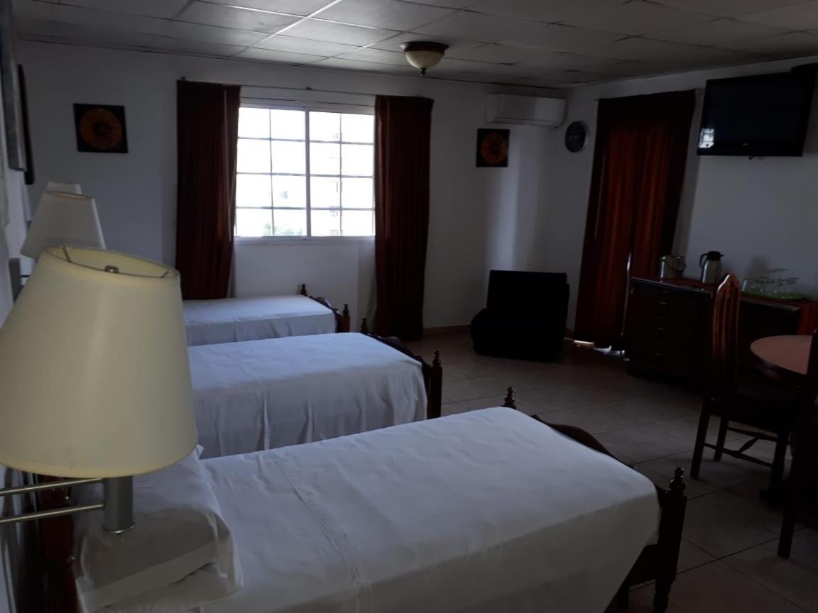 Hotel California Panama Luaran gambar