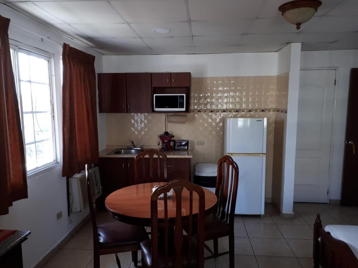 Hotel California Panama Luaran gambar